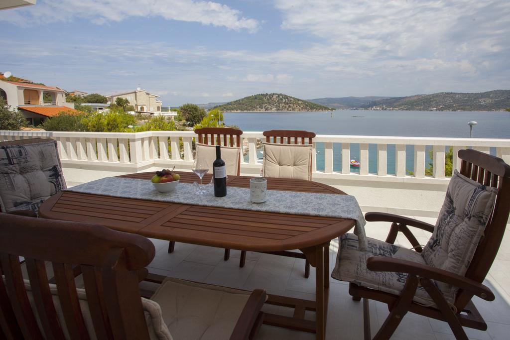 Villa Perun Ražanj Екстериор снимка
